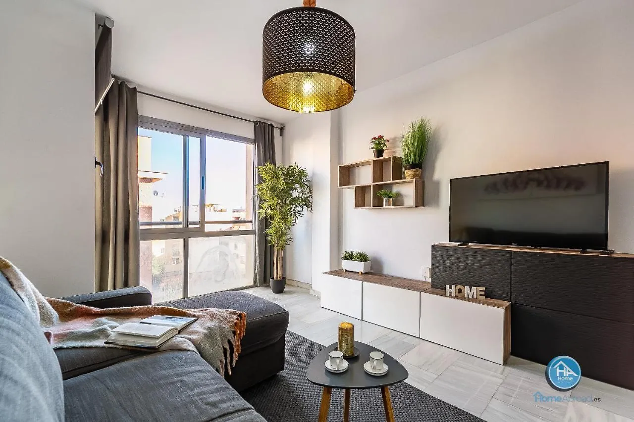Premium Penthouse With Roof Terrace And Parking In Carlos Haya Apartment